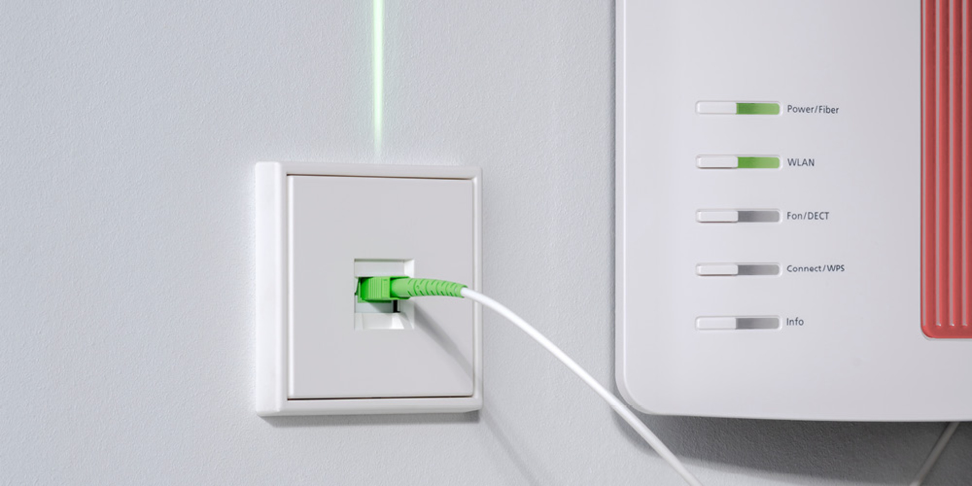 Die neuen Glasfaser-Anschlussdosen bei Elektroanlagen Uwe Thiess in Wolfratshausen