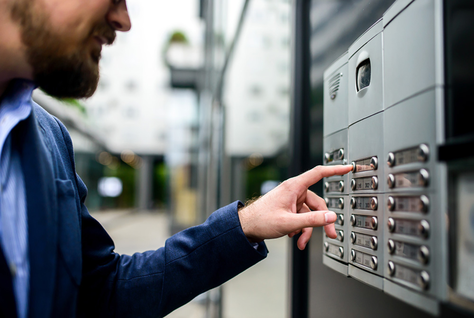 Sprech­anlagen bei Elektroanlagen Uwe Thiess in Wolfratshausen